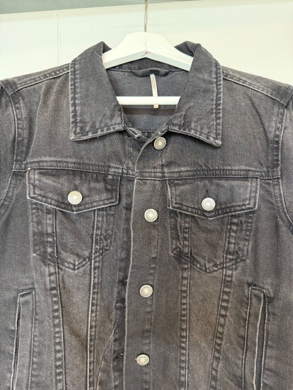 NWT Free People Black Jean Jacket - Picture 4 of 9
